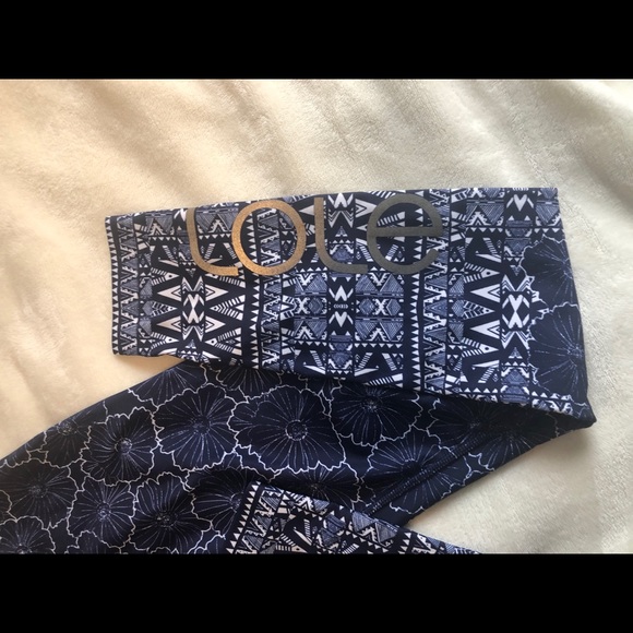 Lolë Blue patterned leggings great quality - Picture 3 of 5